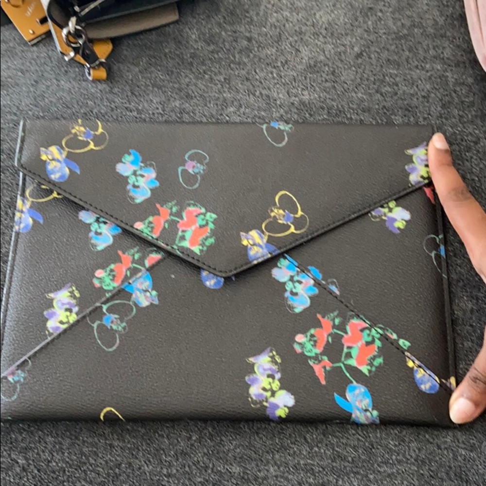 Envelope Clutch - Picture 5 of 5